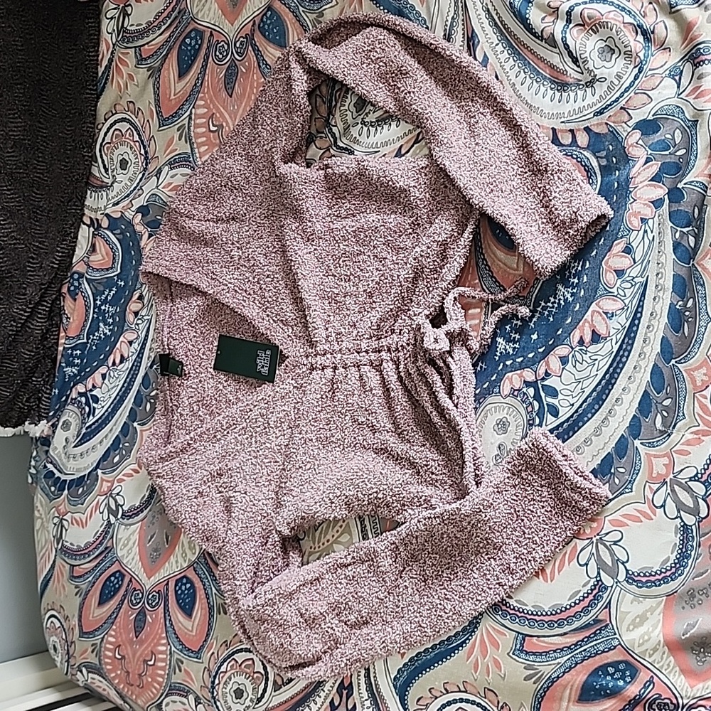Pink sweater drawstring ruched